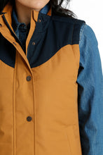 Load image into Gallery viewer, WOMEN'S CONCEALED CARRY BONDED VEST - BROWN/ NAVY