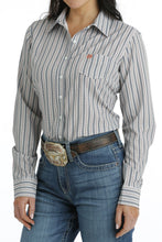 Load image into Gallery viewer, WOMEN'S ARENAFLEX BUTTON-DOWN WESTERN SHIRT - WHITE / LIGHT BLUE