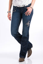 Load image into Gallery viewer, CRUEL GIRL WOMEN'S ABBY SLIM FIT JEAN - MEDIUM DARK RINSE