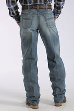 Load image into Gallery viewer, CINCH MEN'S LOOSE FIT BLACK LABEL 2.0 JEAN - MEDIUM STONEWASH