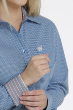 Load image into Gallery viewer, WOMEN'S STRETCH BUTTON-DOWN SHIRT WESTERN SHIRT - BLUE/WHITE