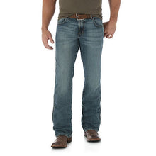 Load image into Gallery viewer, Men's Wrangler WRT20GI Retro Relaxed Fit Bootcut