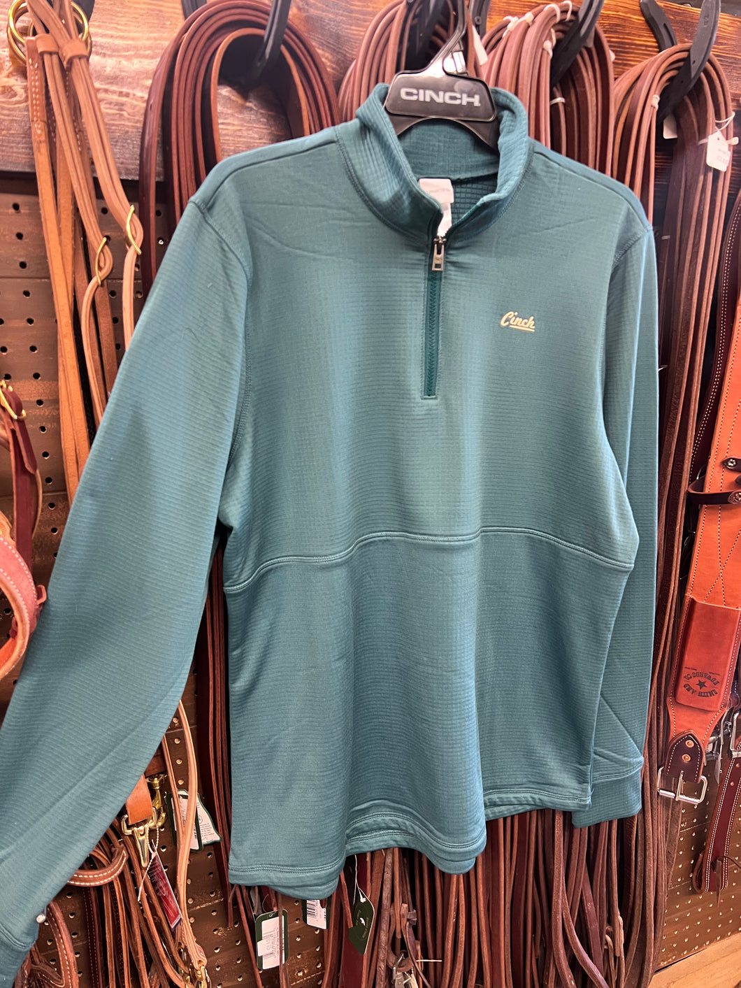 WOMEN’S 1/4 ZIP PULLOVER