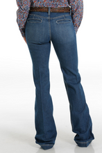 Load image into Gallery viewer, Women&#39;s Cinch Lynden Trouser
