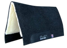 Load image into Gallery viewer, Professional's Choice Comfort-Fit Black Saddle Pad SMX 3/4 33 x 38
