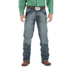 Load image into Gallery viewer, WRANGLER 20X NO.33 RELAXED STRAIGHT LEG JEAN
