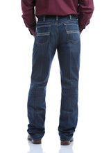 Load image into Gallery viewer, MEN&#39;S RELAXED FIT WHITE LABEL JEAN - DARK STONEWASH
