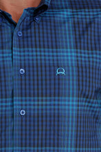 Load image into Gallery viewer, MEN&#39;S CINCH SHORT SLEEVE BUTTON UP
