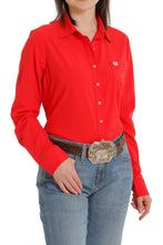 Load image into Gallery viewer, WOMEN&#39;S ARENAFLEX BUTTON-DOWN WESTERN SHIRT - RED
